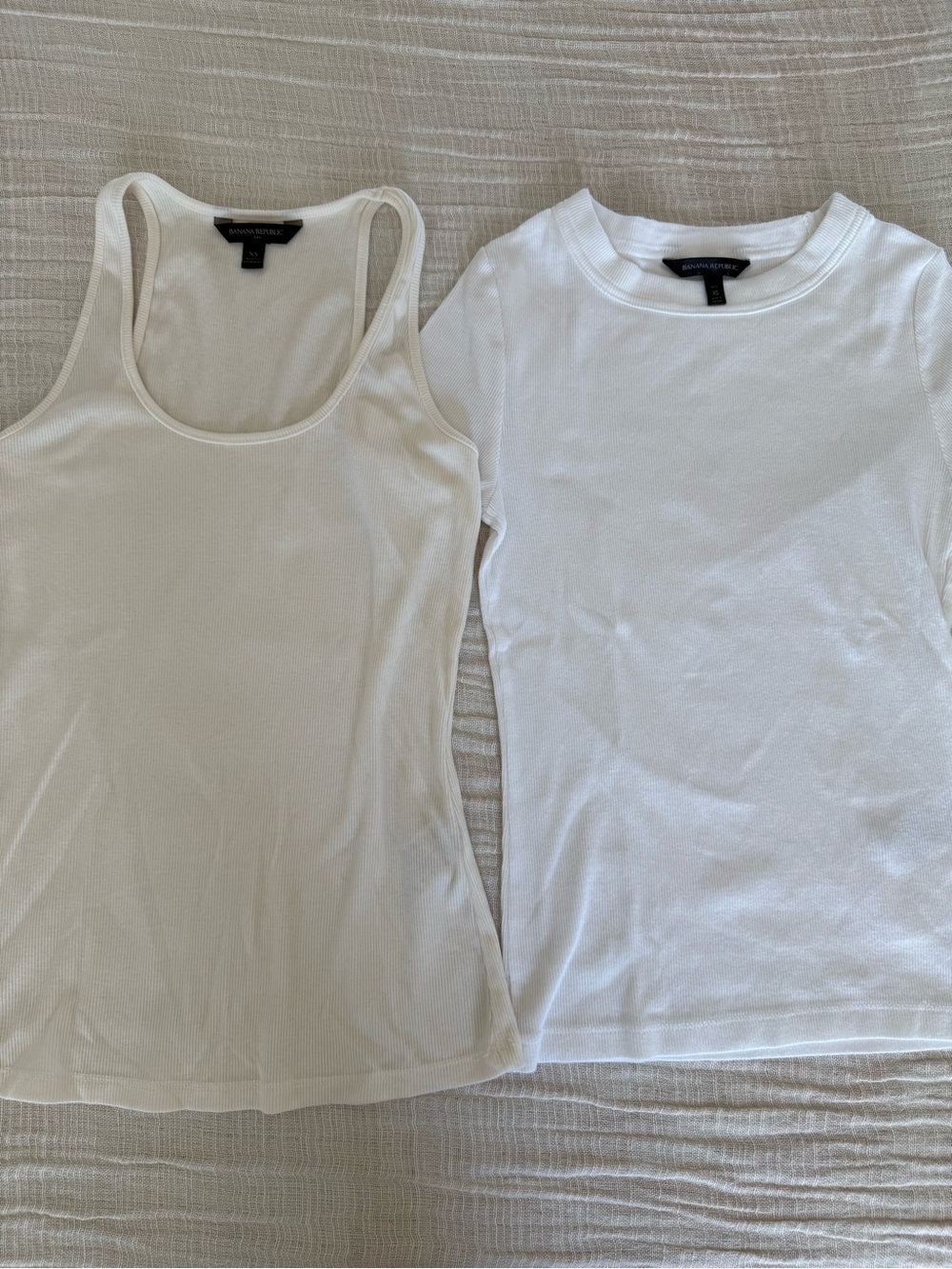 🤍 Banana Republic Ribbed Top Bundle
 (XS Petite)